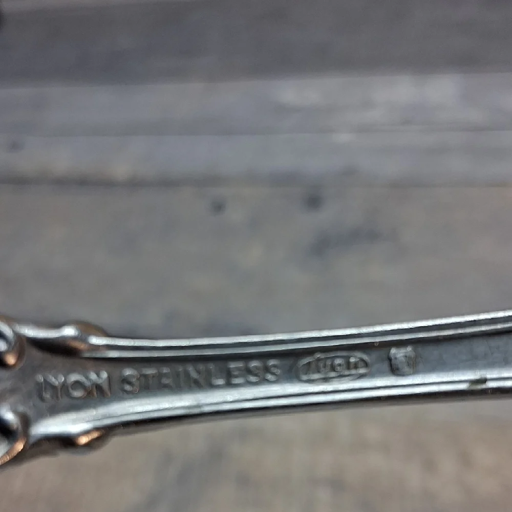 Lyons Stainless Queens Fancy Pattern Serving Spoon